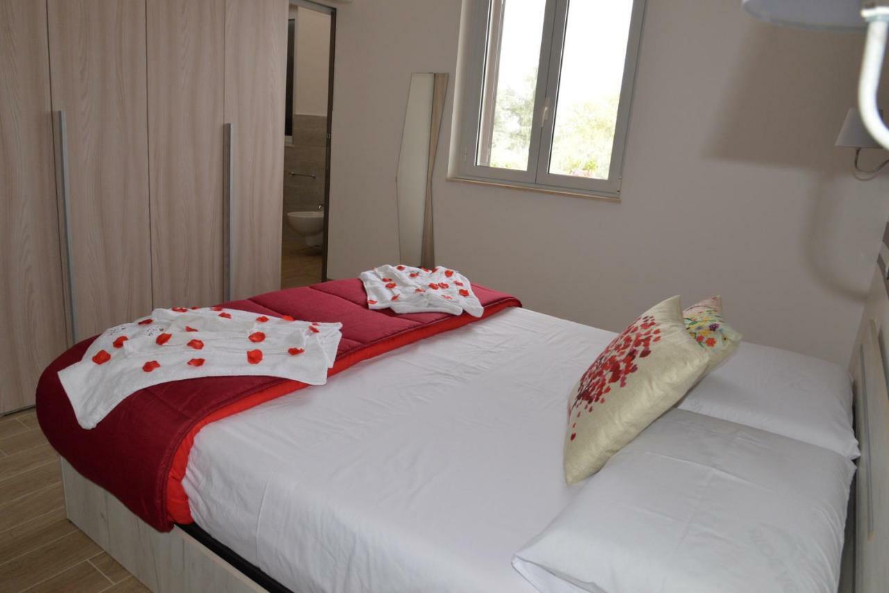 B&B Lara Santola Corato Ngoại thất bức ảnh